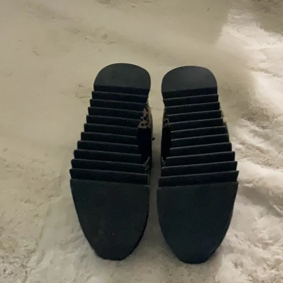 Reebok shoes - Picture 4 of 5